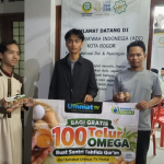 Ummat TV Peduli dan DKM Al I’tisham Salurkan Telur Omega untuk Kader Da'i ADI Bogor