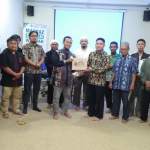 Dari Penjaga Konter, Menjadi Direktur Lembaga Amal