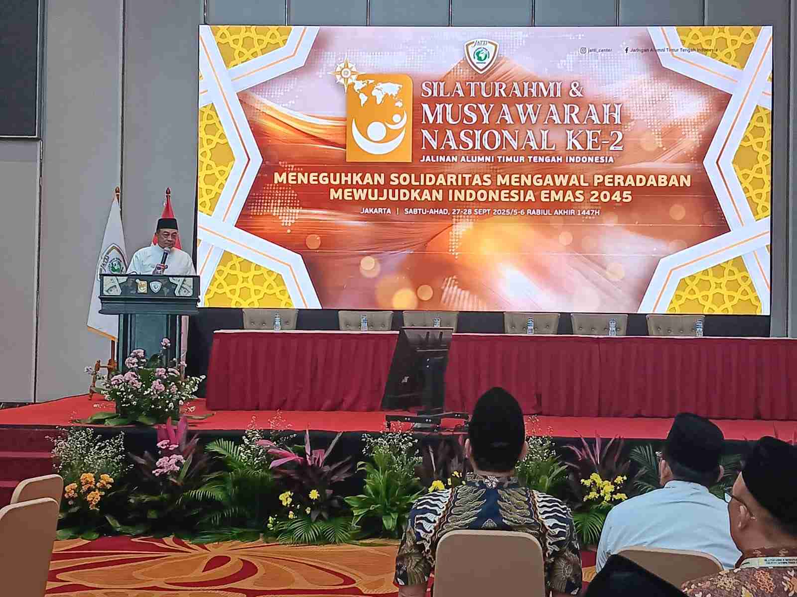 Sisipkan gambar ...