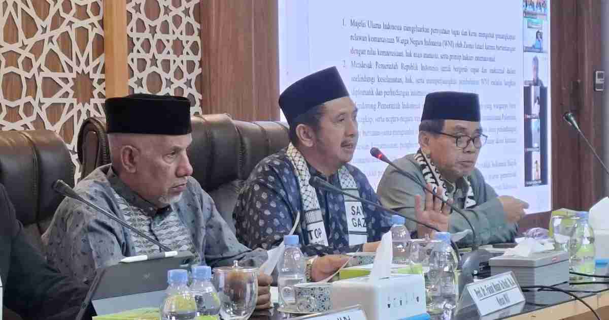 Sisipkan gambar ...
