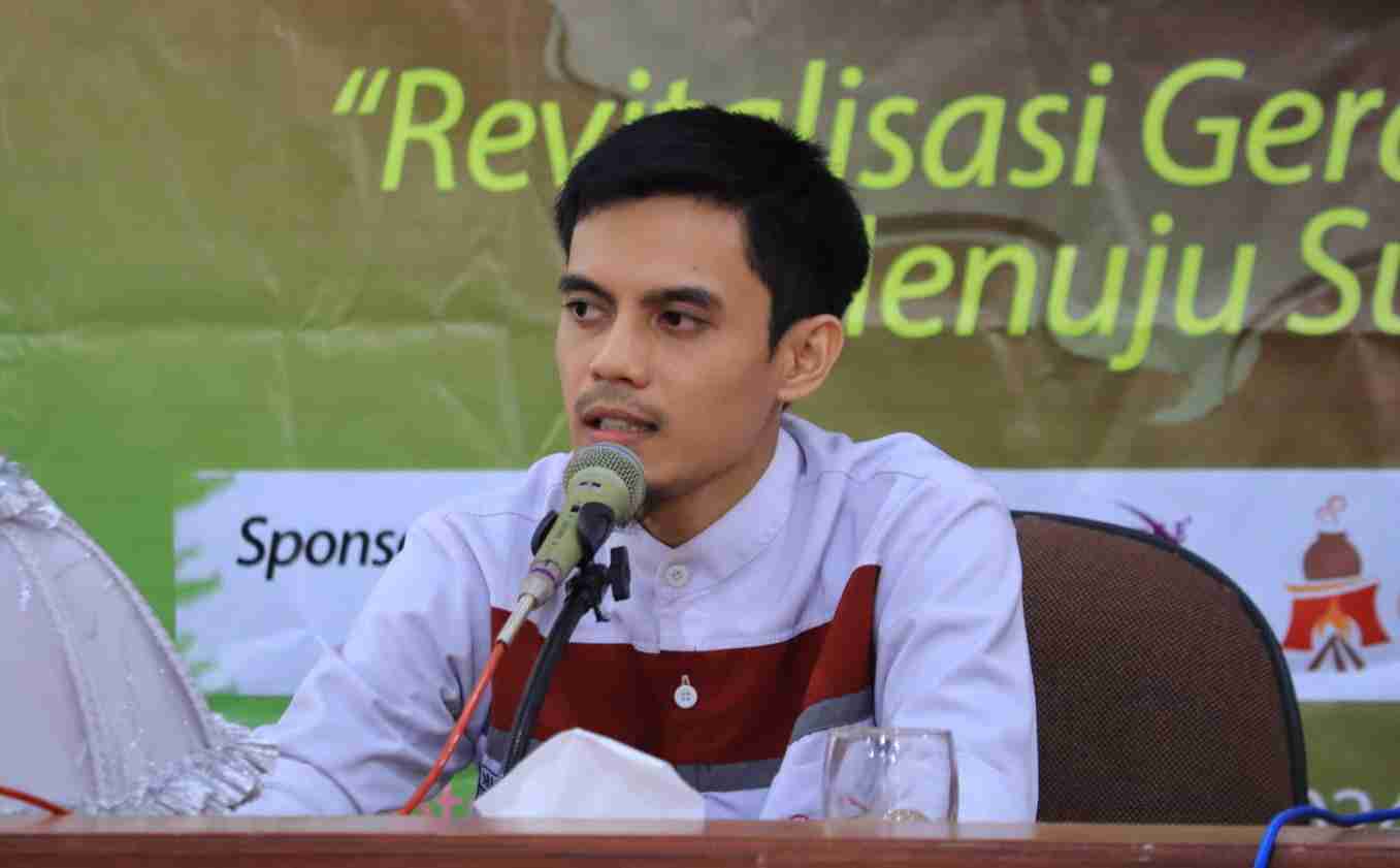 Sisipkan gambar ...