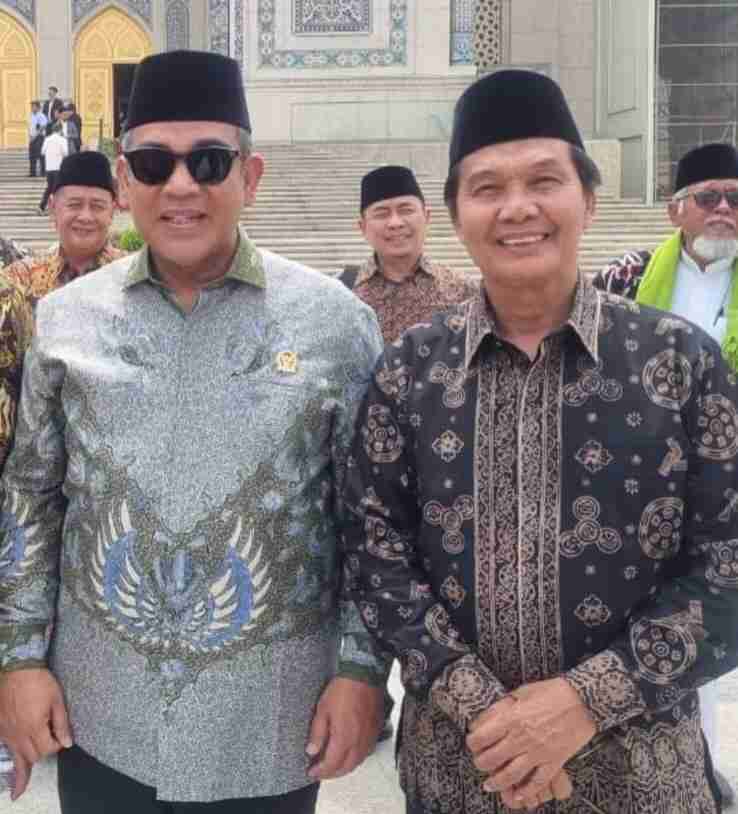 Sisipkan gambar ...