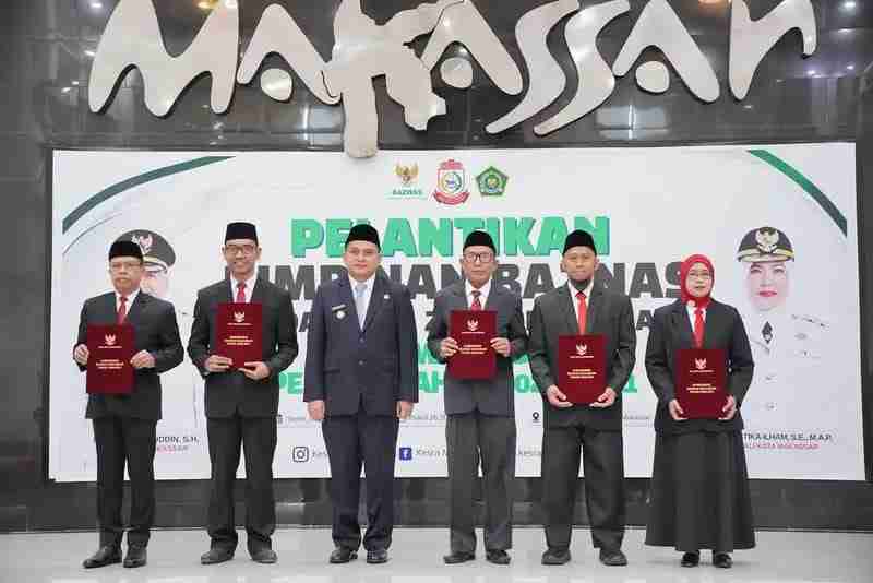 Sisipkan gambar ...