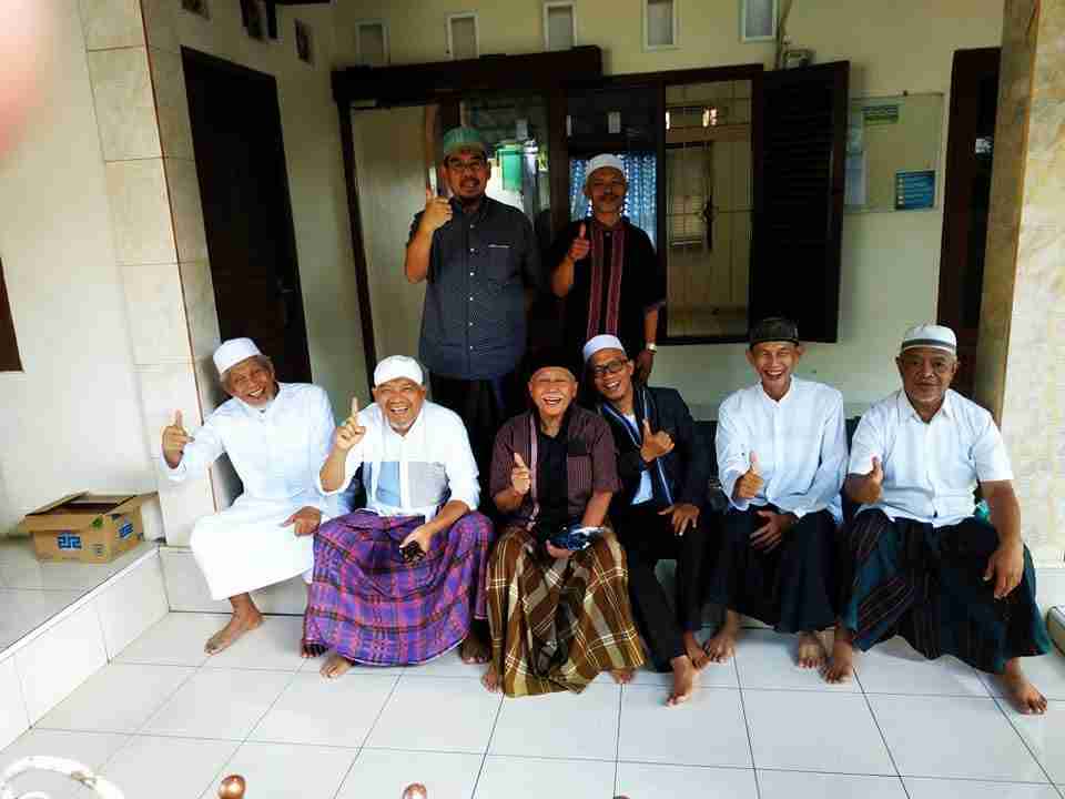 Sisipkan gambar ...
