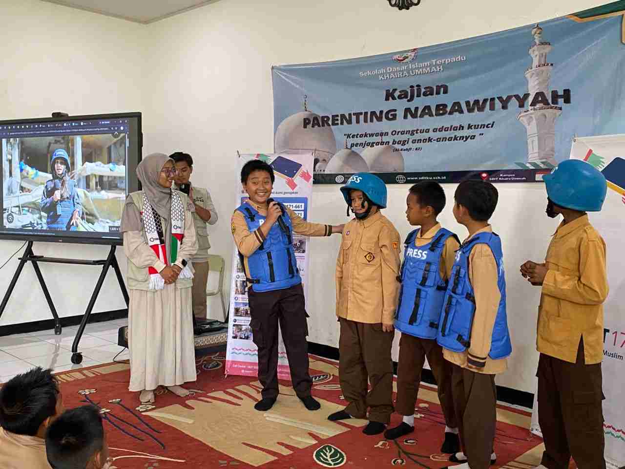 Sisipkan gambar ...