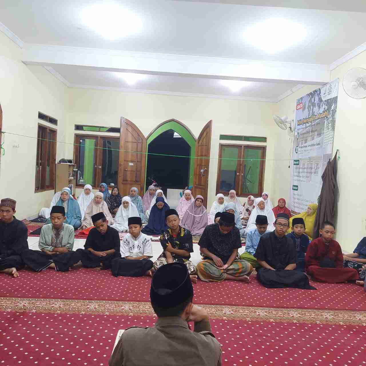 Sisipkan gambar ...