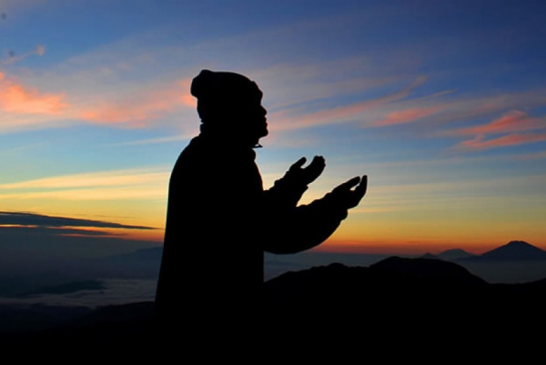 (Seri Tadabbur Qur'an) Penyebab Dosa dan Kelalaian  (Bag. 2)