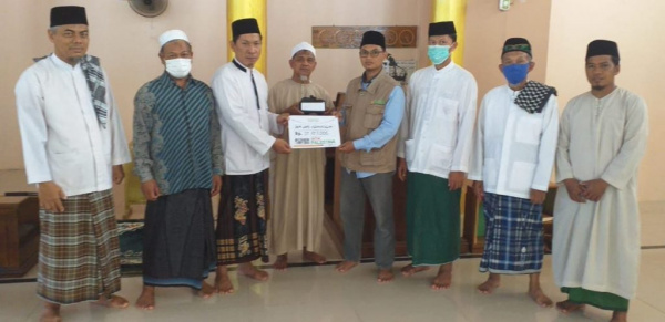 Jamaah Masjid Hidayatullah Tarakan Donasikan Rp27,5 Juta untuk Palestina