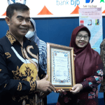 Rektor UIKA Bogor Dinobatkan Sebagai Tokoh Penggerak Literasi Tingkat Nasional
