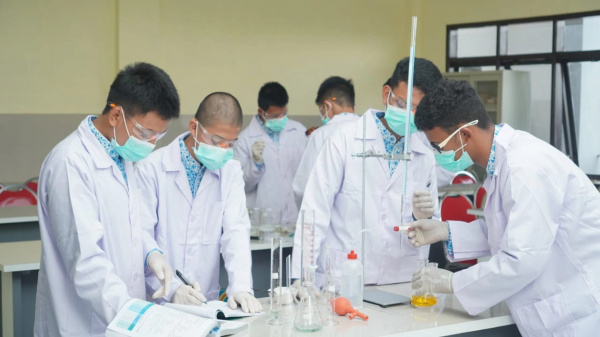 5 Santri Ar-Rohmah Tahfidz Juara Hidayatullah Festival 2021