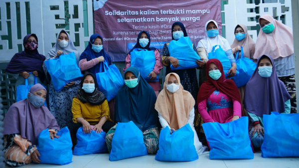 LAZ Al Azhar dan Kitabisa.com Terus Distribusikan Paket Sembako untuk Keluarga Terdampak  Pandemi