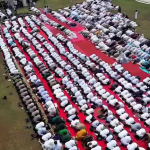 Shalat Istisqa Digelar di Alun-Alun Kabupaten Bogor, Tak Lama Kemudian Hujan Turun Deras
