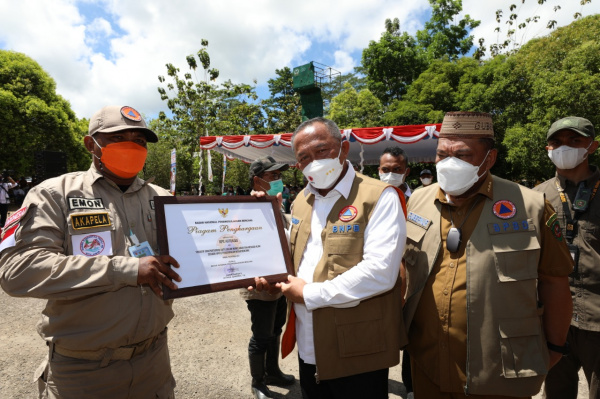 BNPB Berikan Penghargaan Kepada 44 Komunitas Peduli Sungai Provinsi Maluku