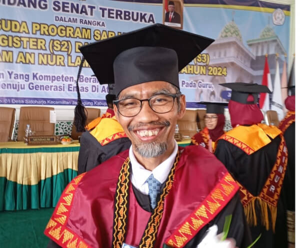 Abdul Hakim, Anggota DPD RI, Raih Gelar Doktor dari Universitas Islam An Nur Lampung