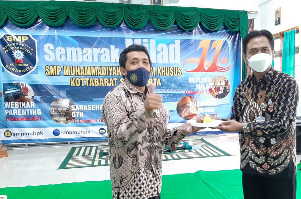 Milad 11 Tahun, SMP Muhammadiyah PK Kottabarat Surakarta Perkuat Smart School