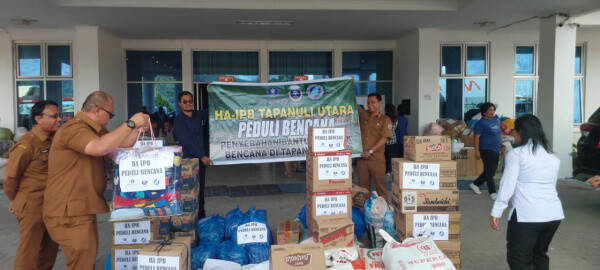 DPC HA IPB Tapanuli Utara dan ARm HA IPB Serahkan Bantuan untuk Penyintas Banjir Sumatra