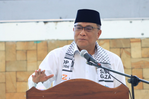 Di Muktamar Wahdah, Menteri LH Jumhur Hidayat Serukan “Tobat Ekologis” Nasional