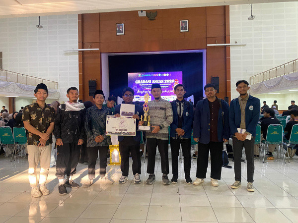 Melalui Mahasiswnya, IAI STIBA Makassar Buktikan Juara Asean  Bahasa Arab