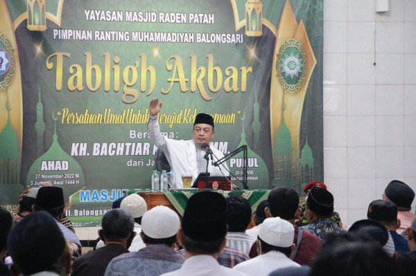 KH Bachtiar Nasir: Hadapi Berbagai Krisis Perlu Persatuan Umat