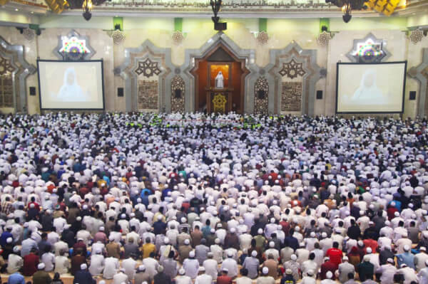 Terapkan Protokol Kesehatan, Masjid Raya JIC Gelar Shalat Idul Adha