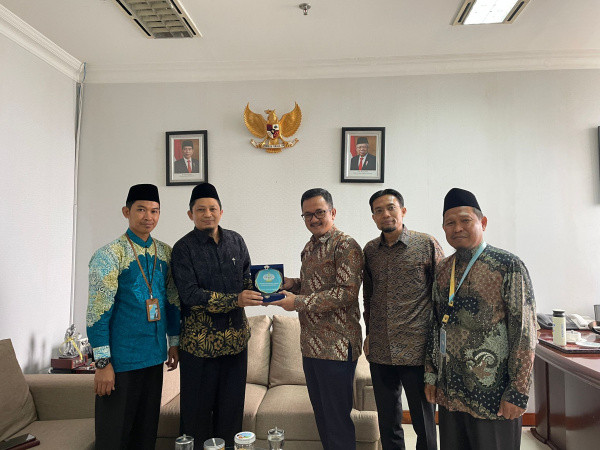 Audiensi Kemenlu RI, Wahdah Islamiyah Siap Sinergi Program Internasional