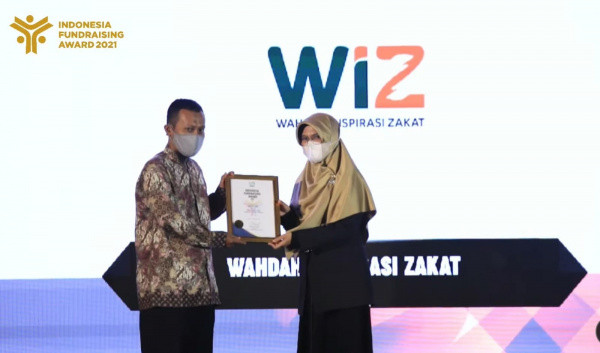 WIZ Terima Penghargaan sebagai Fundaising Zakat Berbasis Ormas Terbaik