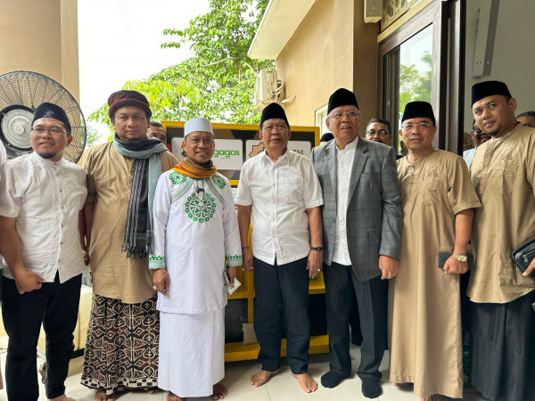 ATM Merdeka Pangan Diluncurkan Saat Peresmian Masjid Al Istiqomah, BSD Tangsel Banten.