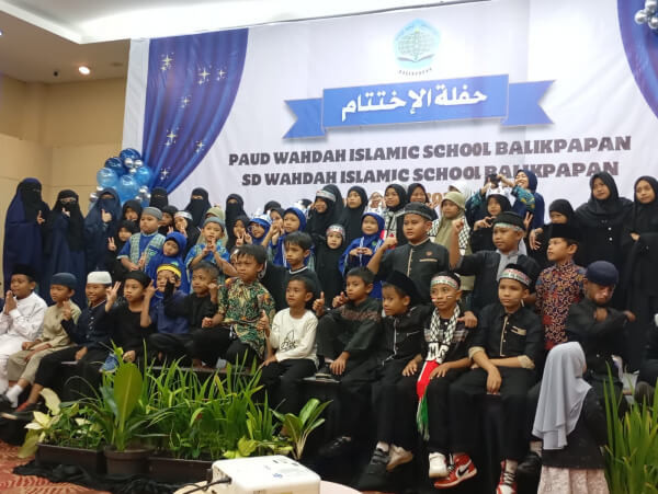 PAUD dan SD Wahdah Islamic School Balikpapan Gelar Haflah Ikhtitam