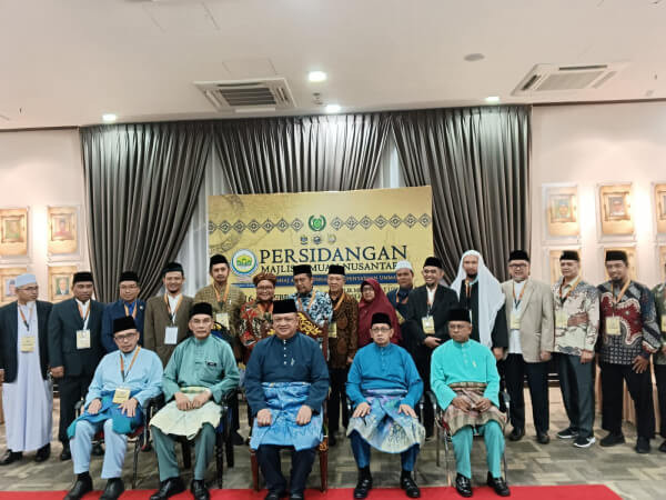 Ustadz Zaitun Hadiri Pertemuan Persidangan Majlis Ilmuan Nusantara Di Perlis Malaysia