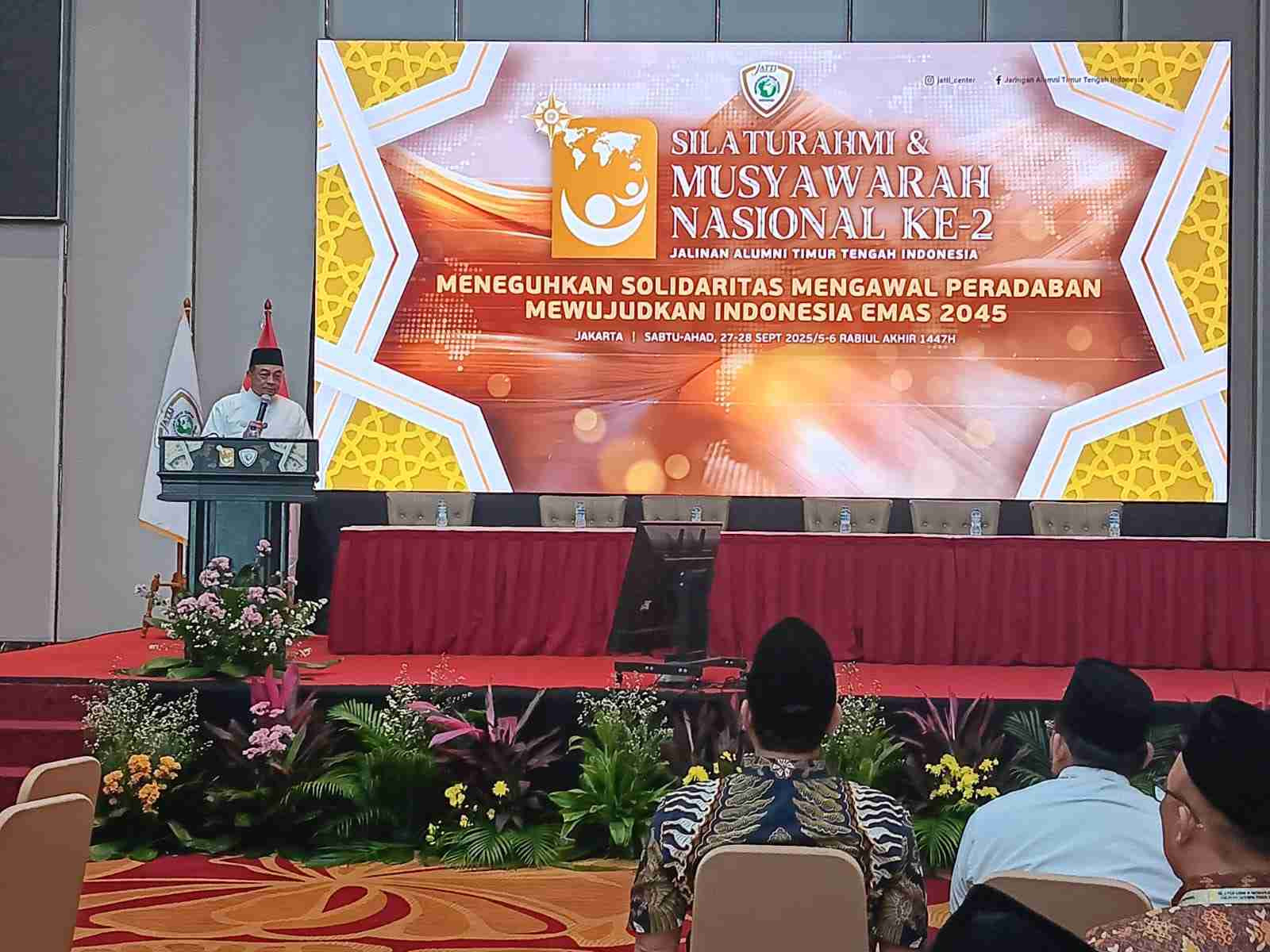 Sisipkan gambar ...