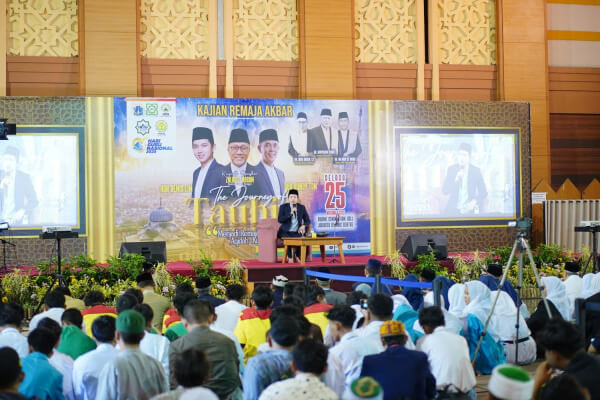 Penguatan Tauhid Remaja Jadi Sorotan Kajian Akbar JIC