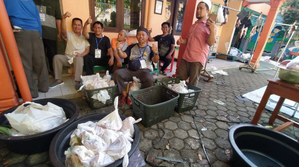 Distribusi Hewan Qurban Masjid Itishom Budi Agung Fokuskan ke Warga Sekitar