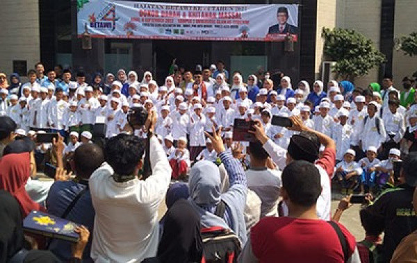 Acara Hajatan Betawi 4, Senator DKI Prof. Dailami Selenggarakan Sunatan Massal dan Donor Darah