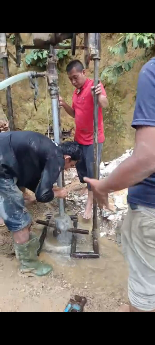 (Ummat TV Peduli) Hadirkan Air Bersih untuk Warga Terdampak Banjir dan Longsor Sumatra