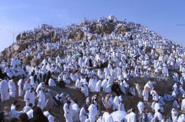 Arab Saudi Siarkan Khutbah Arafah 2026 dalam 35 Bahasa, Ada Bahasa Indonesia