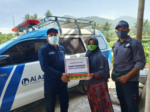 Kolaborasi LAZ Al Azhar dan Maybank Syariah Kirimkan Paket Sembako ke Lokasi Pasca Bencana