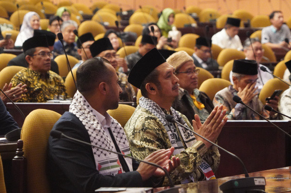 Forum Dialog Antar-Peradaban Digelar, Ustadz Zaitun Serukan Ukhuwah Global