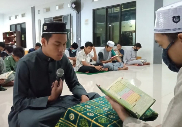 Hafidz 30 Juz, Santri Wahdah Islamiyah: Jangan Patah Semangat Menghafal Quran