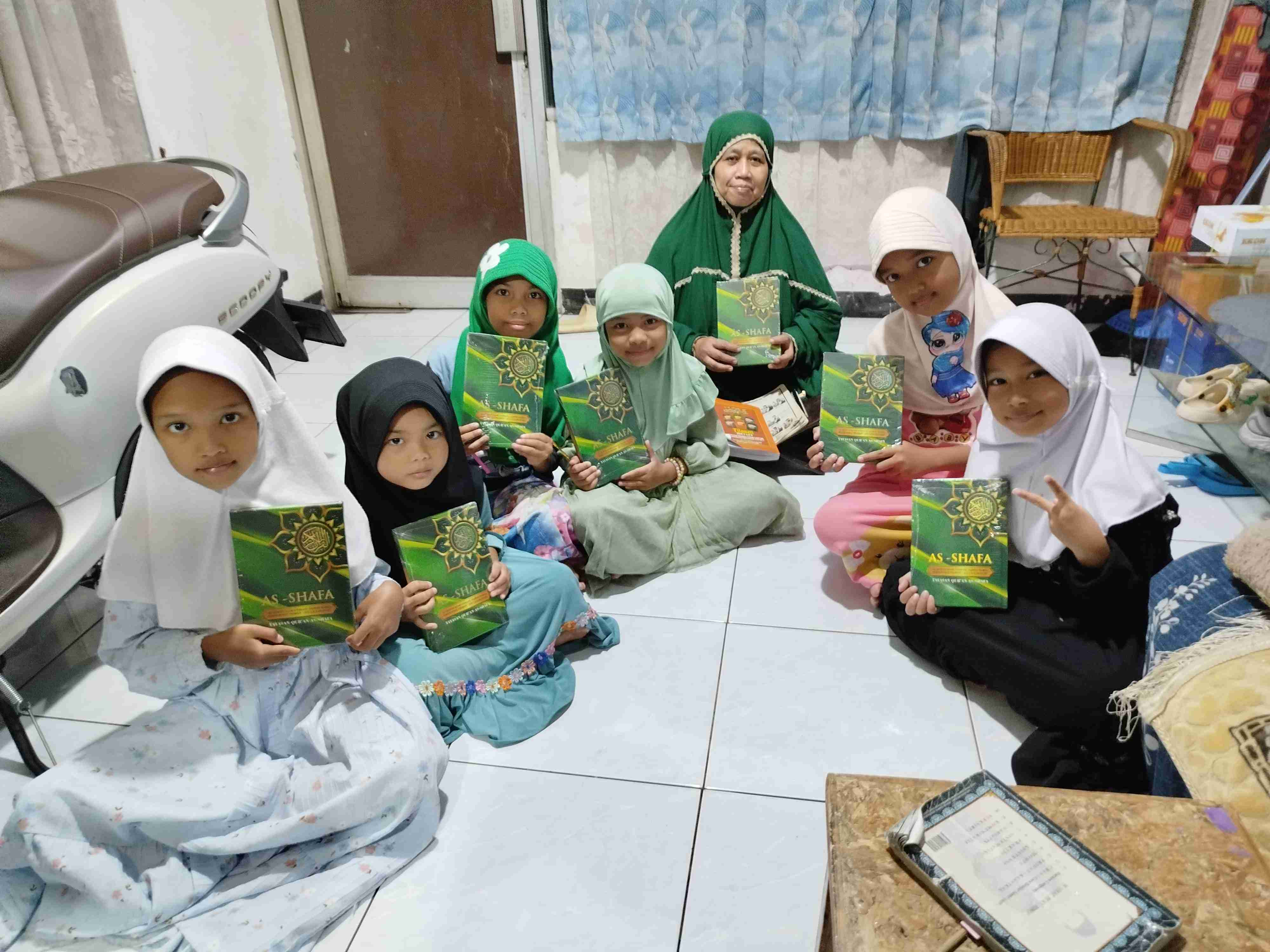 Sisipkan gambar ...