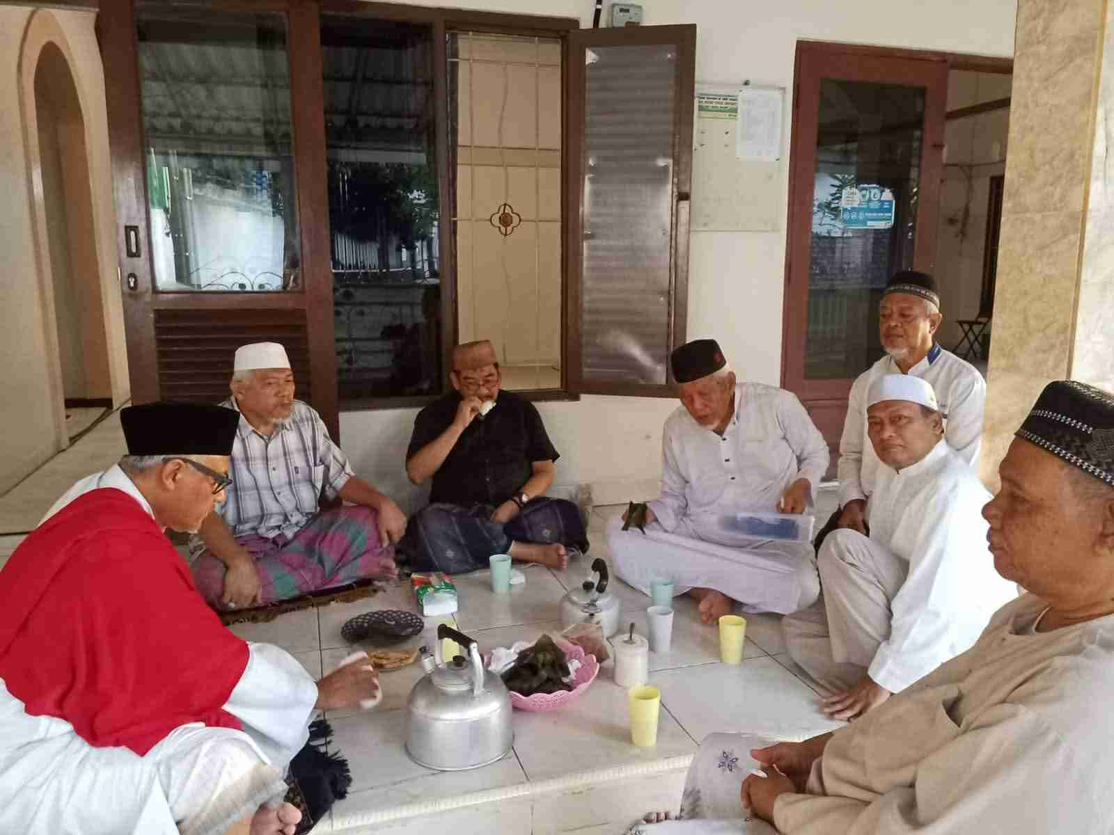 Sisipkan gambar ...