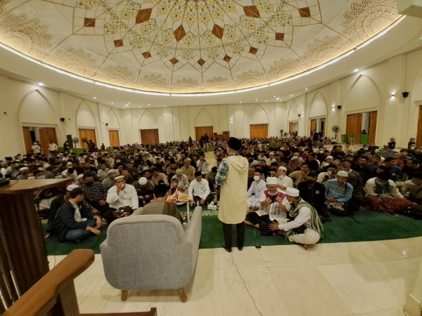 Keluarga Remaja Islam BSD Gelar Kajian Akbar Remaja bersama Ustadz Hanan Attaki