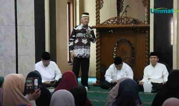 Sisipkan gambar ...