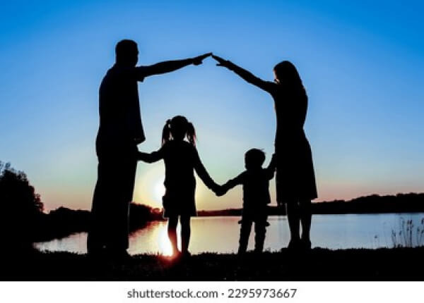 Parenting : Di Samping Ayah, Ada Kasih Ibu yang Menyemangati Cintanya