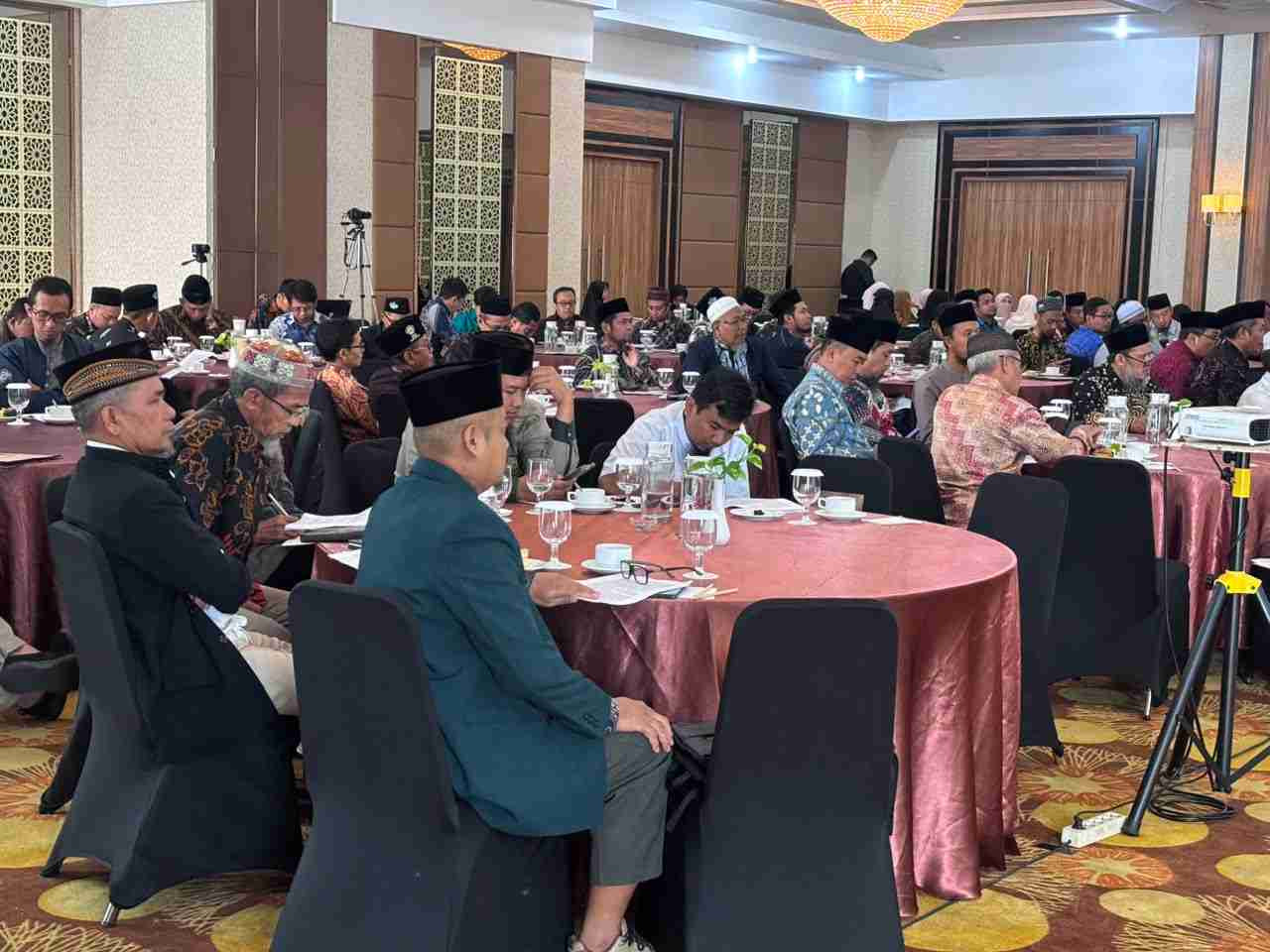 Sisipkan gambar ...