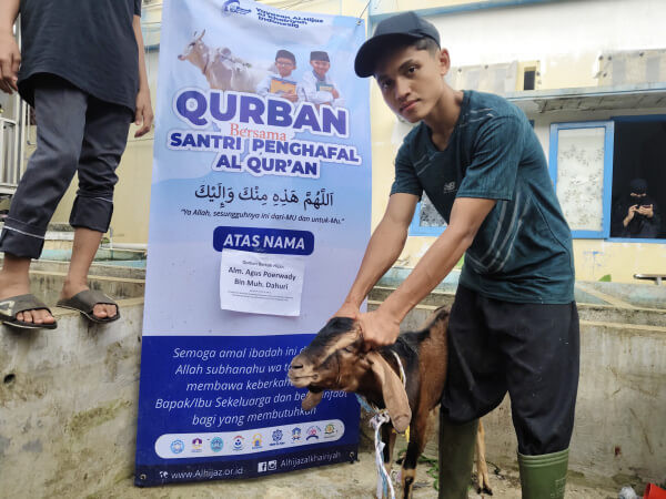 Yayasan Hijaz Al Khairiyah Depok Gelar Pemotongan Hewan Qurban Sebanyak 29 Ekor
