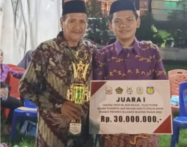 Mahasiswa STIBA Makassar Juara Umum Hafal Qur’an 30 Juz di STQH Selayar, Ustaz Zaitun Rasmin Apresiasi